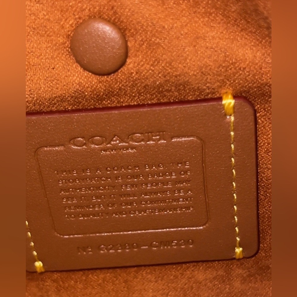 Coach Eve Shoulder Bag - Picture 3 of 9